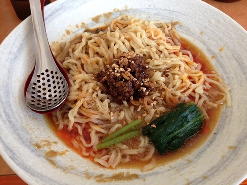 「冷やし担々麺（平打ち麺・麺大盛りサービス）」@自家製麺 登竜門 市川真間店の写真