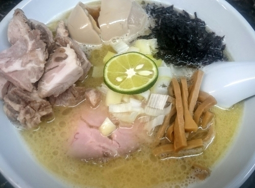 「さつま地鶏白湯ラーメン（限定）」@らーめん えんやの写真