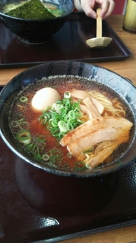 「醤油ラーメン　670円」@伝丸 焼津小川店の写真