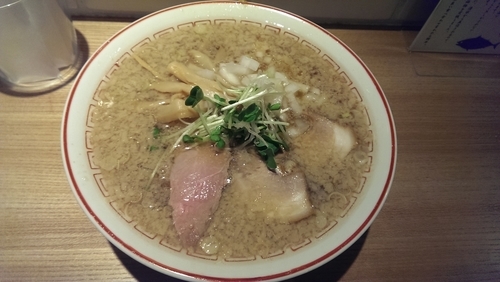 「蔵出醤油ラーメン、まったり」@超多加水自家製手揉み麺 きたかた食堂の写真