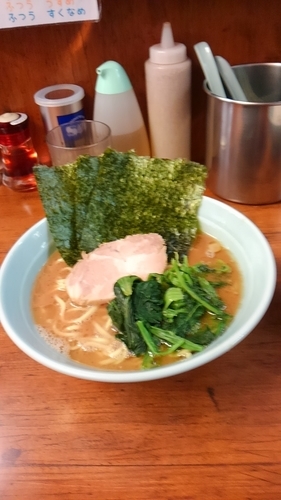 「ラーメン＋海苔　￥600＋100」@横浜ラーメン 武蔵家 成増店の写真