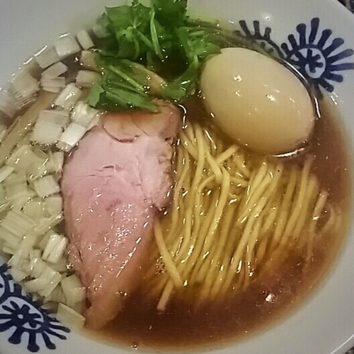 「【限定】煮干し醤油そば ７５０円＋味玉」@特級鶏蕎麦 龍介の写真