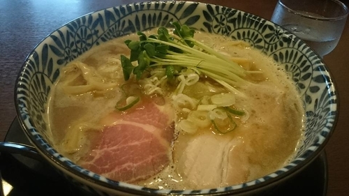 「限定鶏白湯ラーメン」@彩色ラーメン きんせい総本家夢風の写真