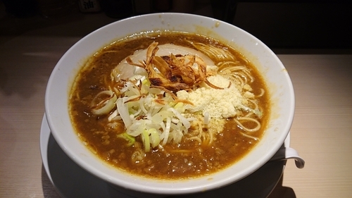 「淡路島カレーラーメン」@麺屋 三郎の写真