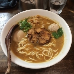 ラーメン味玉850円