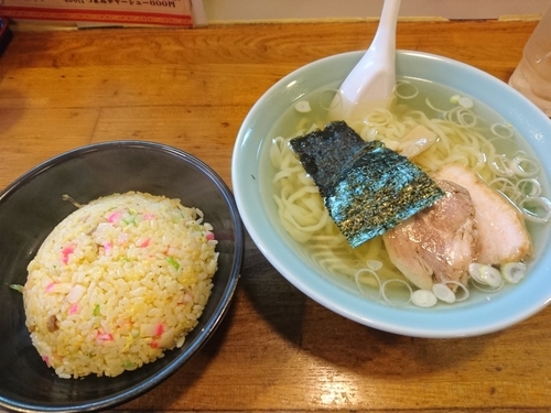 「ラーメン半チャーハン　850円」@佐野ラーメン たかのの写真