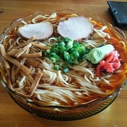 冷たいらーめん　大　700円