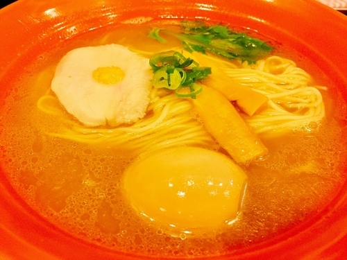 「☆とろ玉鯛らーめん  塩☆」@鯛らーめん 寿の写真