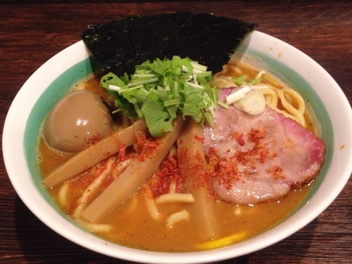 「海老辛らぁめん900 中盛り50 海苔増し150　味玉100」@自家製麺 麺屋 利八の写真