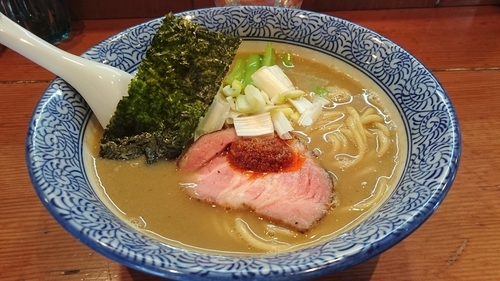 「濃厚豚骨魚介ラーメン   780円」@麺処 ほん田の写真