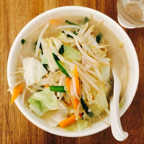 「たっぷり野菜たんめん950円」@らーめんshigetomiの写真