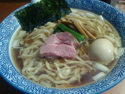 「味たま手揉み中華そば、中盛り」@麺処 ほん田の写真