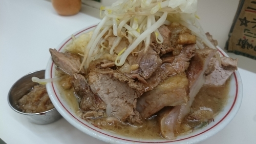「豚ラーメン300グラム 全部」@ラーメン荘 歴史を刻め 新栄の写真