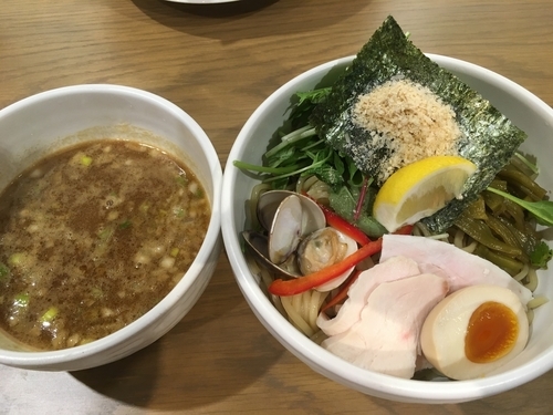 「鶏・蛤の濃厚つけ麺」@むぎとオリーブ さいたま新都心店の写真