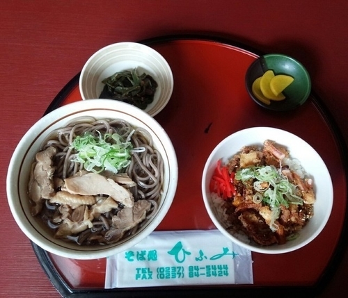 「ひふみセット冷900円」@そば処ひふみの写真