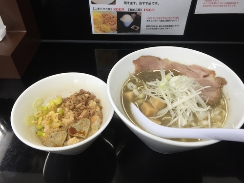 「煮干し中華そばhard(裏)+二ボバタ」@煮干中華そば のじじR 我孫子店の写真