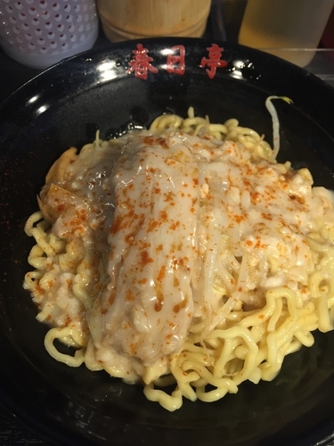 「鶏豚油そば、中」@油そば 春日亭 神田店の写真