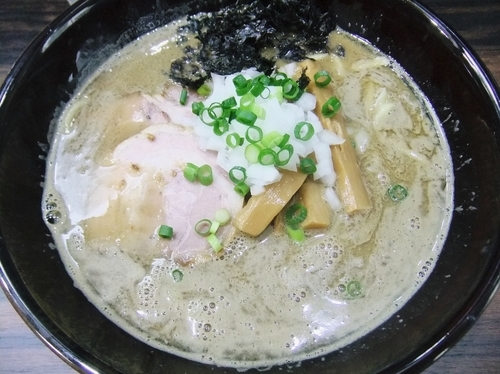 「濃縮煮干し醤油（750円）」@麺処 にそうの写真