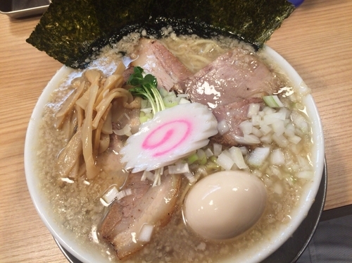 「アブラ煮干そば 全部のせ」@煮干そば 流。の写真