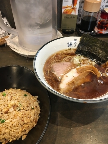 「ラーメンと半チャーハンセット￥850」@麺武流謙信の写真