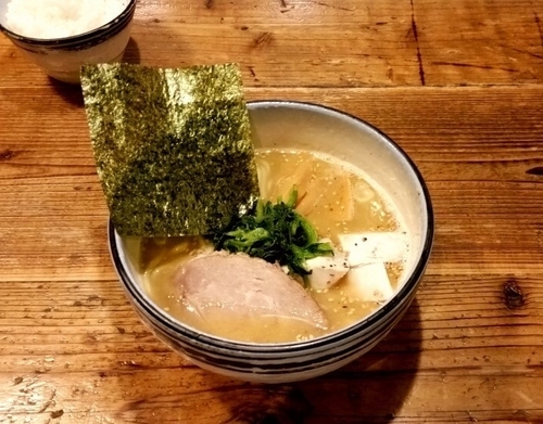 「塩らーめん」@麺や わたるの写真