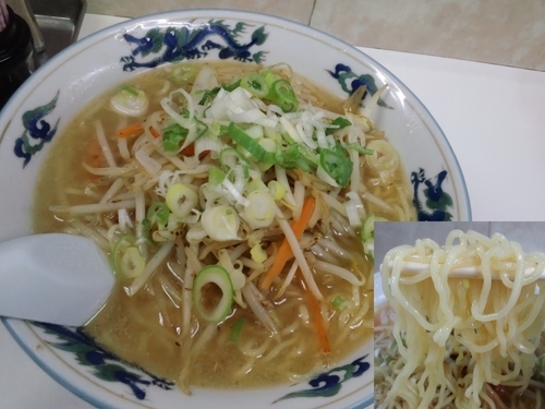 「塩野菜ラーメン850円」@元祖北海道旭川ラーメン ぺーぱんの写真