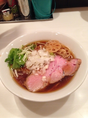 「醤油そば」@麺や 彩～iro～の写真