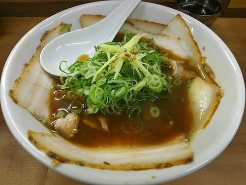 「豚バラしょうゆラーメン　（大盛り）」@ラーメン ヌプチェの写真