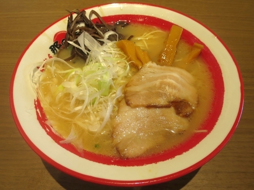 「とんこつラーメン ６８０円」@那の福の写真