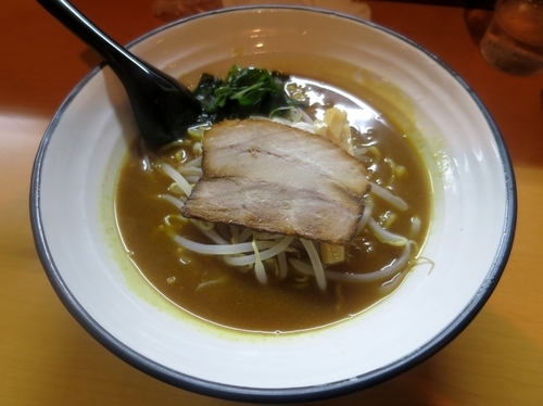 「北海道室蘭名物 カレーラーメン ７８０円 ※数量限定」@札幌らーめん すずらんの写真