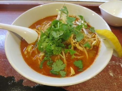 「トムヤム麺 ９００円 ※オリジナル」@セマクテの写真