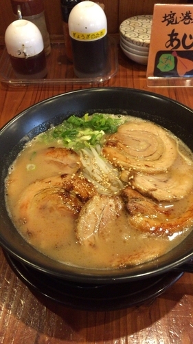 「一丁チャーシューメン」@らーめん一丁亭 周東店の写真