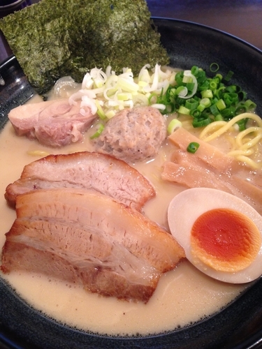 「特製濃厚鶏だしらーめん 塩 大盛」@らーめんなが田の写真