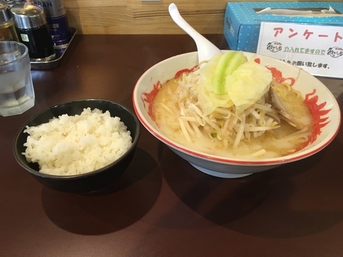 「しおタンメン(野菜大盛り)+サービスライス」@みやこいち フォレストモール富士川店の写真