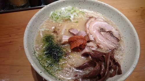 「辛味噌らーめん 900円」@つじ田 味噌の章の写真