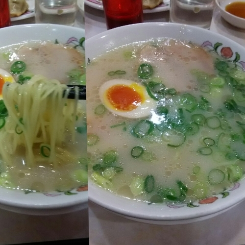 「牛骨らーめん」@餃子の王将 与野本町店の写真