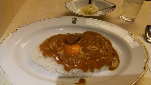 「インデアンカレー750円 ＋ タマゴ入り 50円」@インデアンカレー 丸の内店の写真