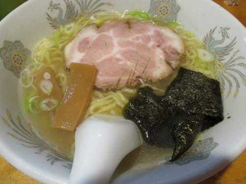 「塩ラーメン　「750円」」@観成の写真