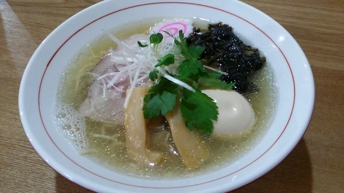 「煮干しと浅利の塩そば」@溝ノ百合の写真