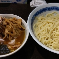 つけ麺並850円+チャーシューメンマ450円+味玉100円