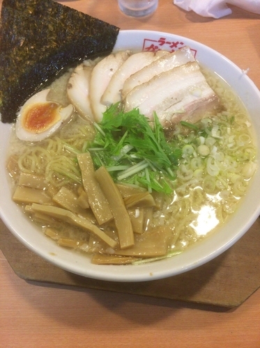 「こってりラーメン＋チャーシュートッピング」@ガキ大将 佐原店の写真