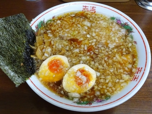 「チャーシューメン（800円）＋味玉（100円）＋玉ねぎ増し」@こえもんの写真