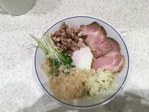 「辛和え麺」@らーめん鱗 江坂店の写真