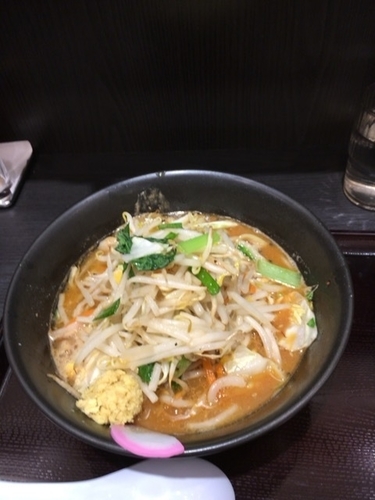 「味噌タンメン」@トナリ 丸の内店の写真