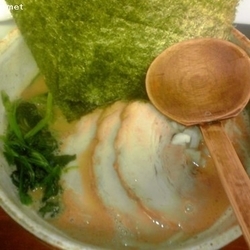 家系チャーシュー (900円)