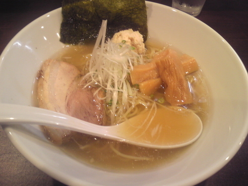 「塩らー麺」@麺や 龍世の写真