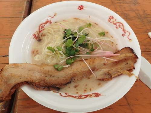 「[麺や 鳥の鶏次]焦がし濃厚鶏白湯炙り肉盛りそば」@大つけ麺博 2016の写真