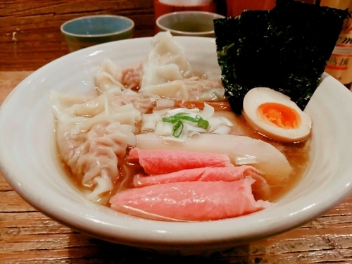 「特製にぼらぁ970円+肉ワンタン+ビール」@Homemade Ramen 麦苗の写真