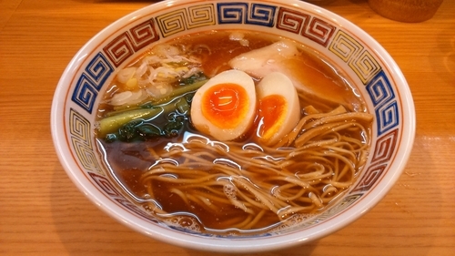 「味玉中華そば800円」@ほっこり中華そば もつけの写真