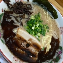 黒らーめん ￥730